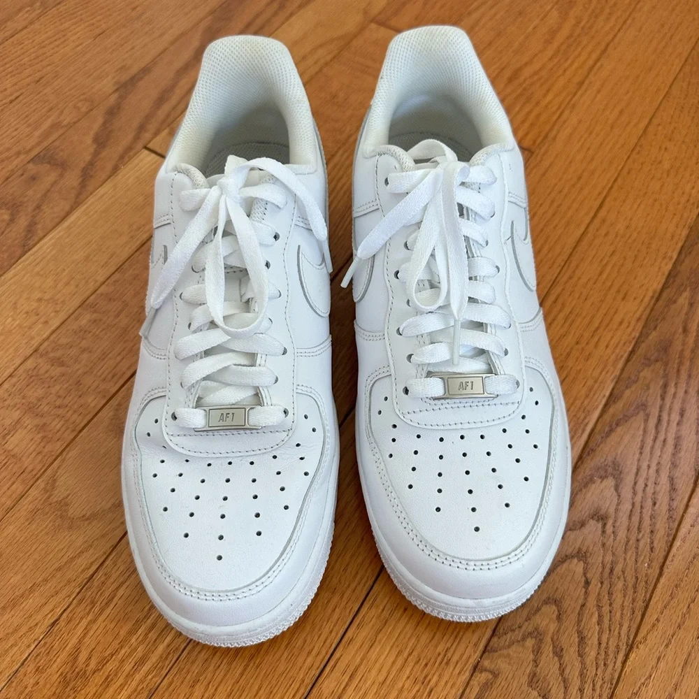 Nike Air Force 1 ‘07 Sneaker in white - Picture 1 of 9
